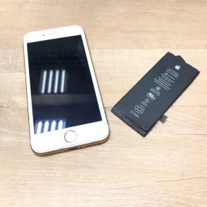 iPhone8 バッテリー交換
