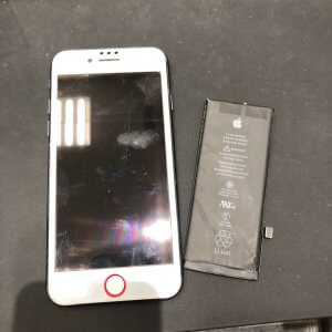 iPhone8 バッテリー交換
