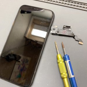 iPhoneXS スピーカー修理