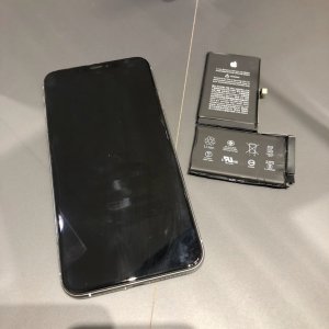 iPhoneXSmax バッテリー交換