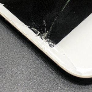 iPhone8 パネル交換