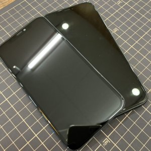 iPhone11 液晶交換