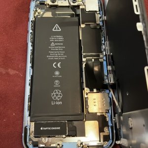 iPhoneXR バッテリー交換