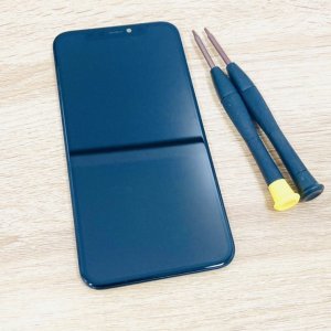 iPhone11Pro フロントパネル交換 画面交換 ガラス割れ バキバキ