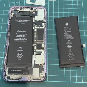 iPhone11　バッテリー交換