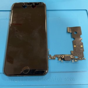 iPhoneSE2 ライトニング交換