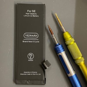 iPhoneSE バッテリー交換