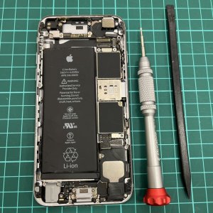 iPhone6S バッテリー交換