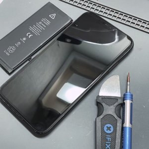 iPhoneXR バッテリー交換
