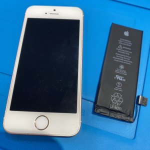 iPhoneSE バッテリー交換