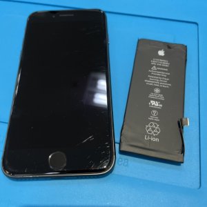 iPhone8 バッテリー交換
