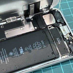 iPhone7 水没修理