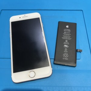 iPhone8 バッテリー交換