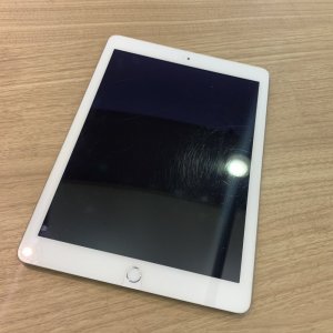iPad6　スリープボタン修理