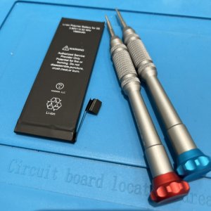 iPhone5s バッテリー交換