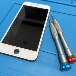 iPhone7Plus 液晶交換