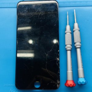 iPhone８Plus 液晶交換