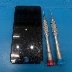 iPhone７　フロントパネル交換