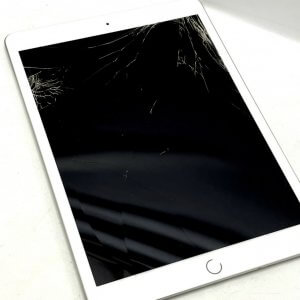 iPad7 フロントパネル交換修理