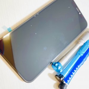 iPhone X パネル交換 画面割れ バキバキの場合、早めの交換が必要です！