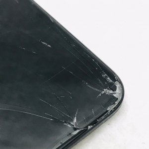 iPhone11 フロントパネル交換修理