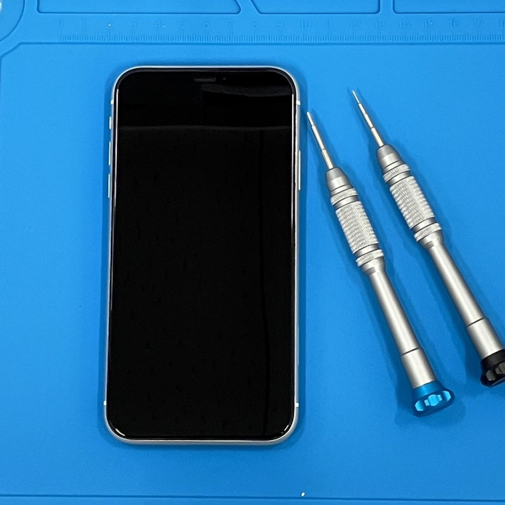 iPhoneXR パネル交換修理