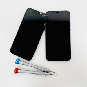 iPhoneXR 液晶交換修理