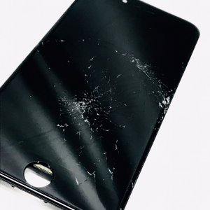 iPhoneSE2 フロントパネル交換