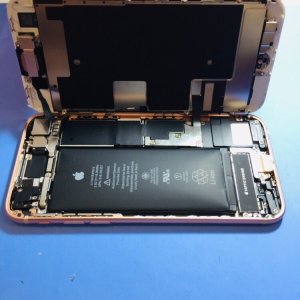 iPhone8 バッテリー交換