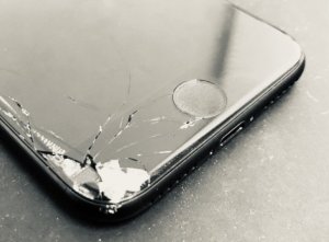 iPhone7 フロントパネル交換