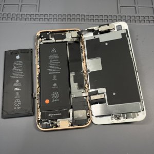 iPhoneSE2　バッテリー交換
