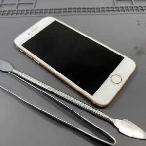 iPhone8 バッテリー交換