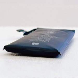 iPhone 5SE バッテリー交換
