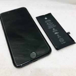 iPhone8 バッテリー交換修理