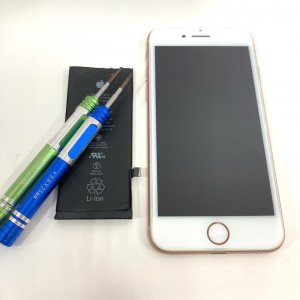 iPhone8　バッテリー交換修理