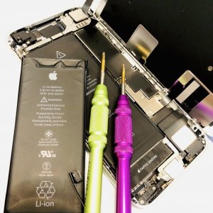 iPhone8 バッテリー交換修理