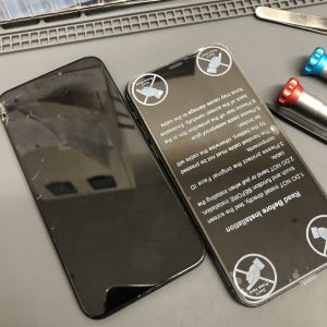 iPhoneXS 液晶パネル交換