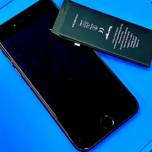 iPhone8 バッテリー交換