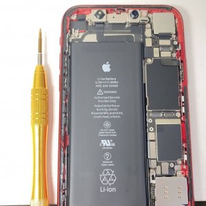 iPhone XR バッテリー交換