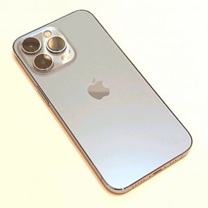 iPhone13Pro 永久保証ガラス張り替え