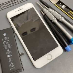 iPhone8 バッテリー交換