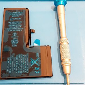 iPhoneXS バッテリー交換