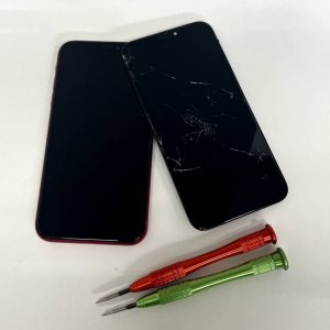 iPhoneXR液晶交換修理