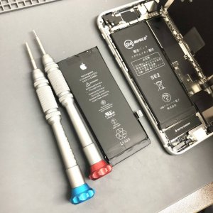 iPhoneSE2 バッテリー交換