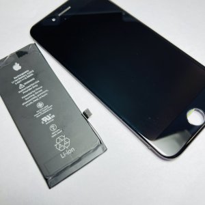 iPhoneSE2 液晶パネル交換 バッテリー交換 同時修理