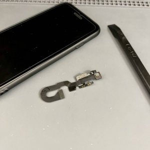 iPhone8 近接センサー交換