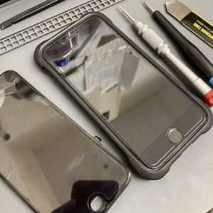 iPhoneSE2 液晶パネル交換