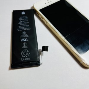 iPhoneSE バッテリー交換
