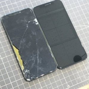 iPhoneXS 液晶交換