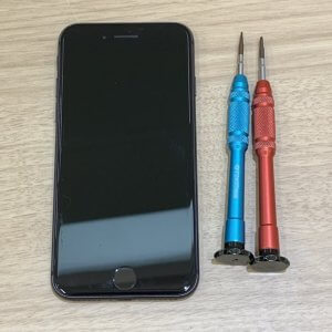 iPhone8 ホームボタン交換
